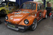 Caterham R500 et Austin mini 1275 GT