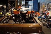 Chevrolet El Camino SSZ Pick-Up 1967 - Aermacchi Harley-Davidson Shovel Ironhead 1984