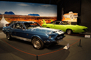 Shelby Mustang GT500 KR Fastback 1968 et Dodge Charger 1969 