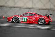 Ferrari F458 Italia - Anthony Beltoise / Pierre Thiriet / François Jakubowski - GTE pro - Abandon : sortie de piste