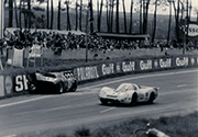 Porsche 908/8 - Rolf Stommelen / Jochen Neerpasch - 3ème et Ferrari 275 LM - Masten Grégory / Charles Kolb - Abandon