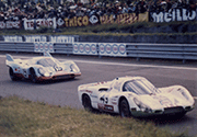 Porsche 907/6 - Walter Brun / Peter Mattli - 7ème suivie par le futur 2ème