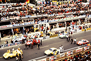 Mise en place des voitures. La Ligier JS3 et 4 911S