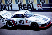 Porsche 935  - Rolf Stommelen / Manfred Schurti - 4ème