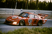 Porsche 935 K3 - Bob Akin / Paul Miller / Ralph Cooke - Abandon 19è heure (moteur)