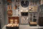Vitrine d'objets divers